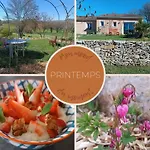 Escale Gourmande- Avec Terrasse & Diner Maison Possible Bed & Breakfast