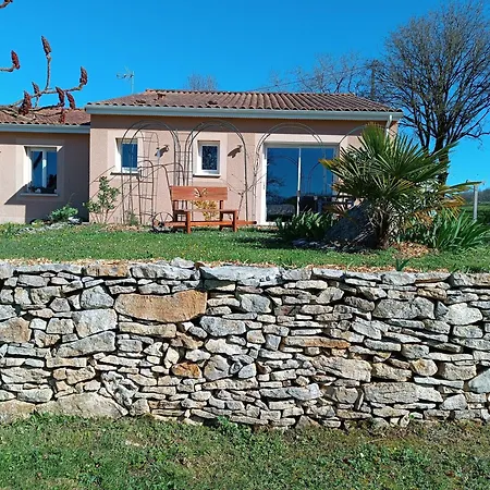 Escale Gourmande Bed & Breakfast Eyzerac