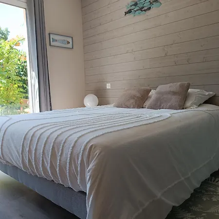 Escale Gourmande Bed & Breakfast *
